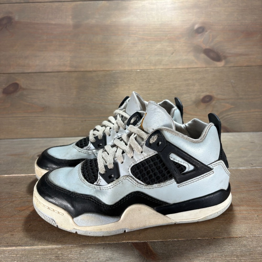 Nike Air Jordan 4 Retro Boys size 13.5C shoes Gray Platinum Gold sneakers